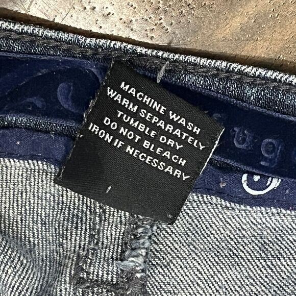 Refuge Jeans Co‎ Distressed Medium Wash Straight Leg Denim Jeans Casual Size 9S - Picture 4 of 10